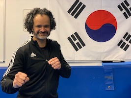 taekwondo coaching in Vancouver BC with Master Ellis